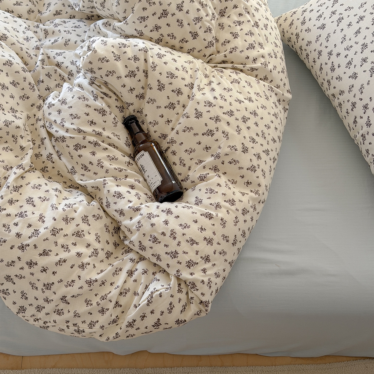 91家纺网 家纺一手货源 找家纺 蜜宿 2026新款全棉双层纱四件套（碎花款） 白日梦蓝