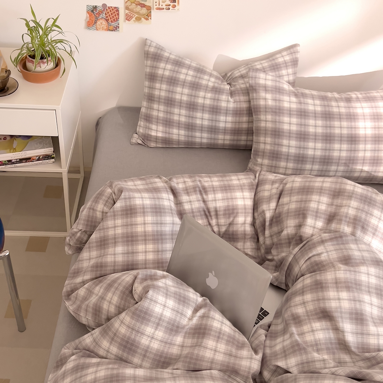 91家纺网 家纺一手货源 找家纺 DoDo 兜兜 2026新款全棉纯棉A类条格水洗棉四件套-可定做尺寸 可可奈-烟灰