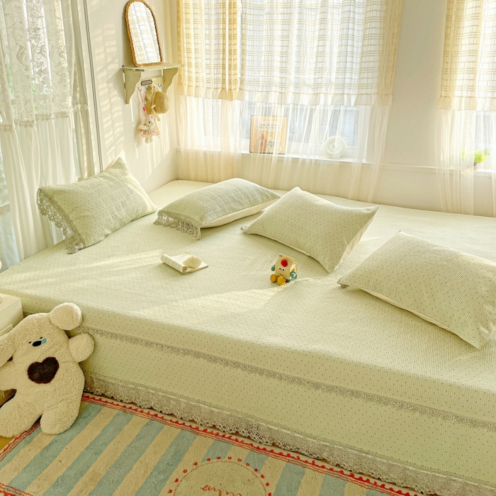 91家纺网 家纺一手货源 找家纺 栩裕纺织 2026新款全棉双层纱棉花边榻榻米炕盖款 波点绿