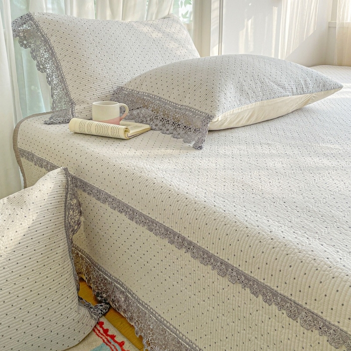 91家纺网 家纺一手货源 找家纺 栩裕纺织 2026新款全棉双层纱棉花边榻榻米炕盖款 波点灰