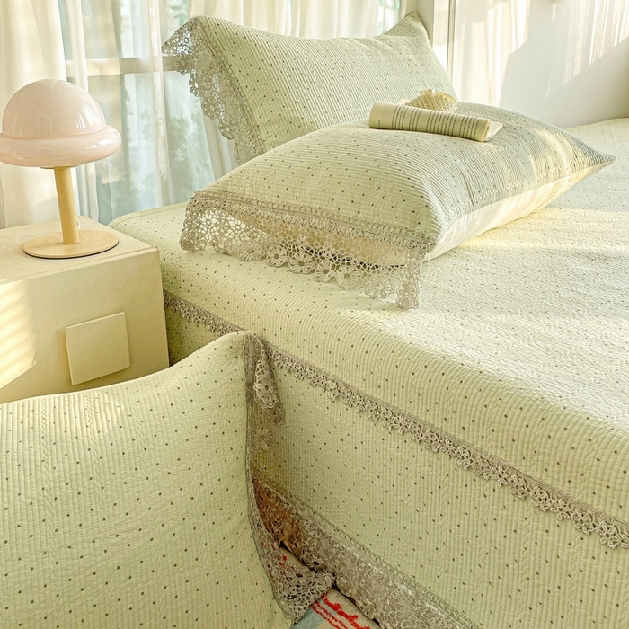 91家纺网 家纺一手货源 找家纺 栩裕纺织 2026新款全棉双层纱棉花边榻榻米炕盖款 波点绿