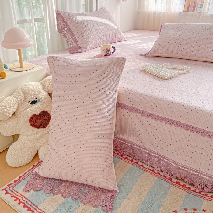 91家纺网 家纺一手货源 找家纺 栩裕纺织 2026新款全棉双层纱棉花边榻榻米炕盖款 波点紫