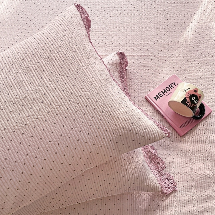 91家纺网 家纺一手货源 找家纺 栩裕纺织 2026新款全棉双层纱棉花边榻榻米炕盖款 波点紫