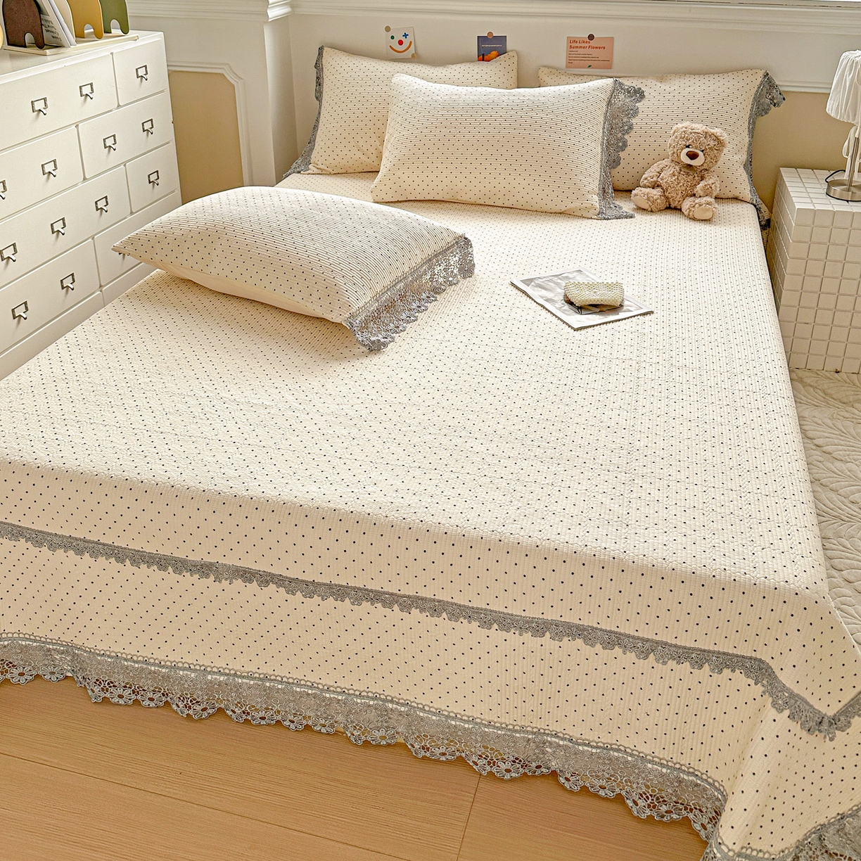 91家纺网 家纺一手货源 找家纺 （总）栩裕纺织 2026新款全棉双层纱梅花边床盖