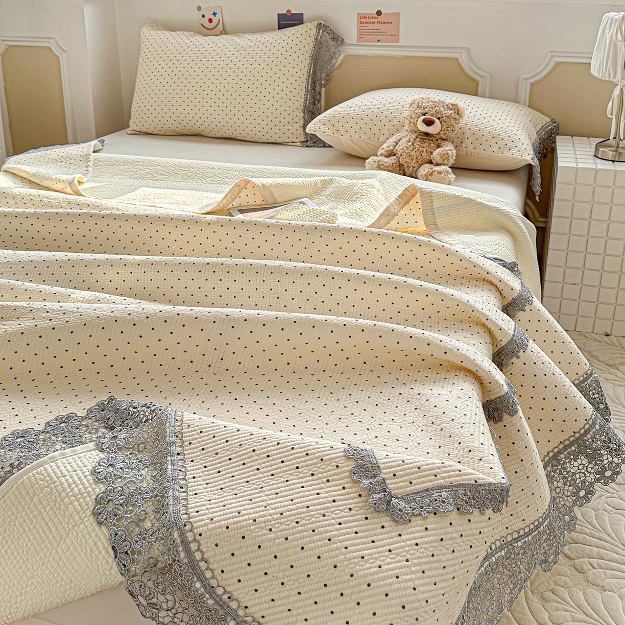 91家纺网 家纺一手货源 找家纺 （总）栩裕纺织 2026新款全棉双层纱梅花边床盖