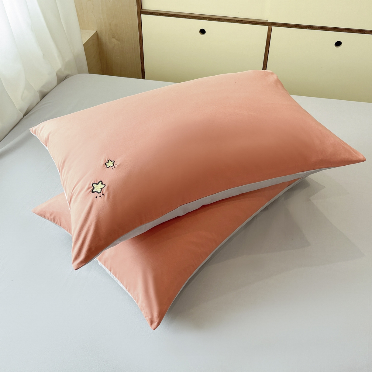 91家纺网 家纺一手货源 找家纺 泽西家纺+V17798841158发大图 2026新品A类13376治愈系国风刺绣纯棉床笠全棉床笠枕套三件套 国风-银河灰