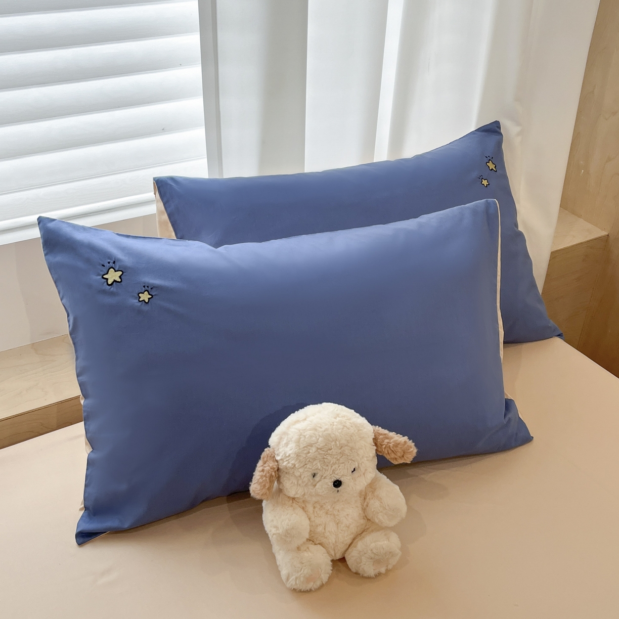 泽西家纺+V17798841158发大图 2026新品全棉13376刺绣简约星星枕套 牛仔蓝+奶茶