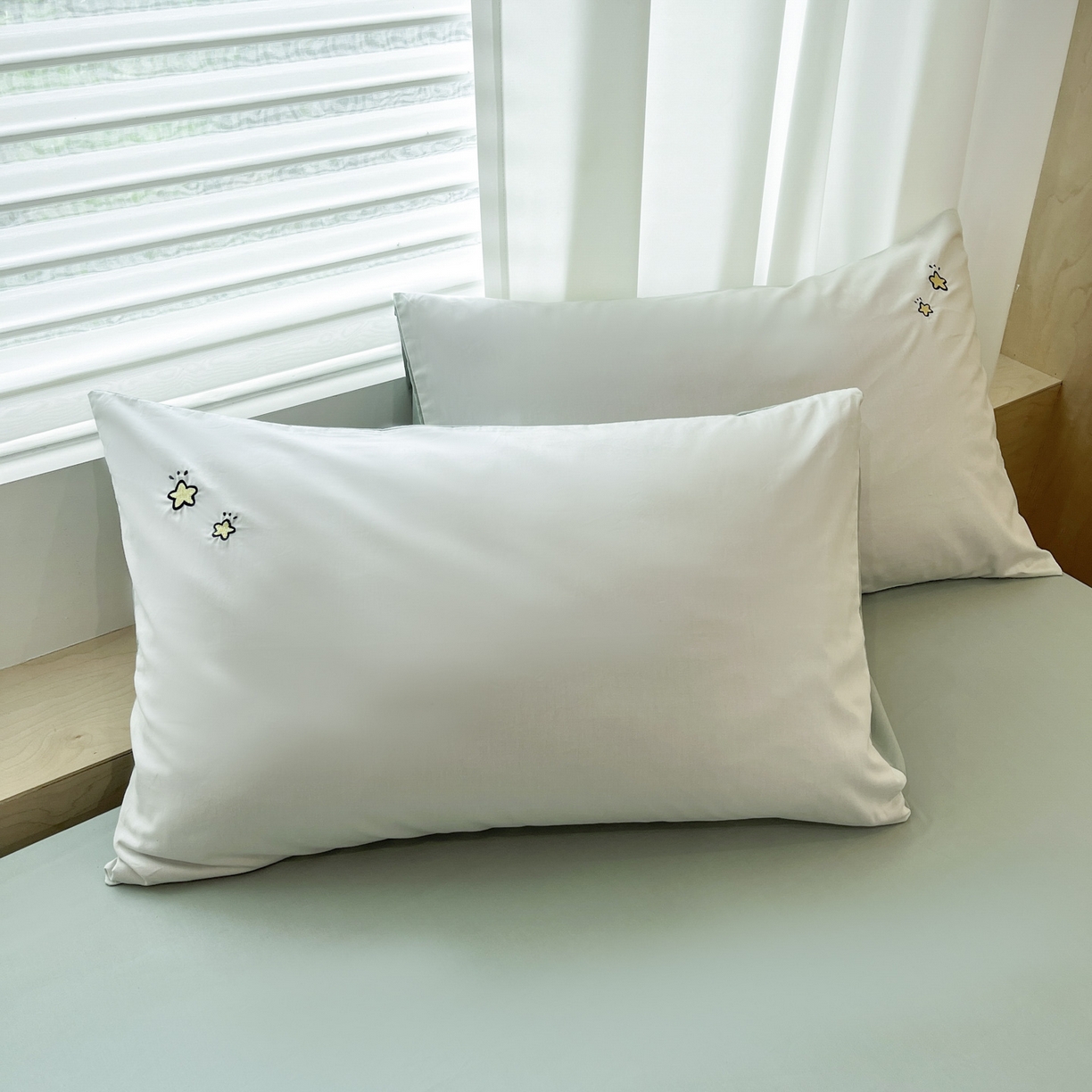 泽西家纺+V17798841158发大图 2026新品全棉13376刺绣简约星星枕套 浅绿+豆绿