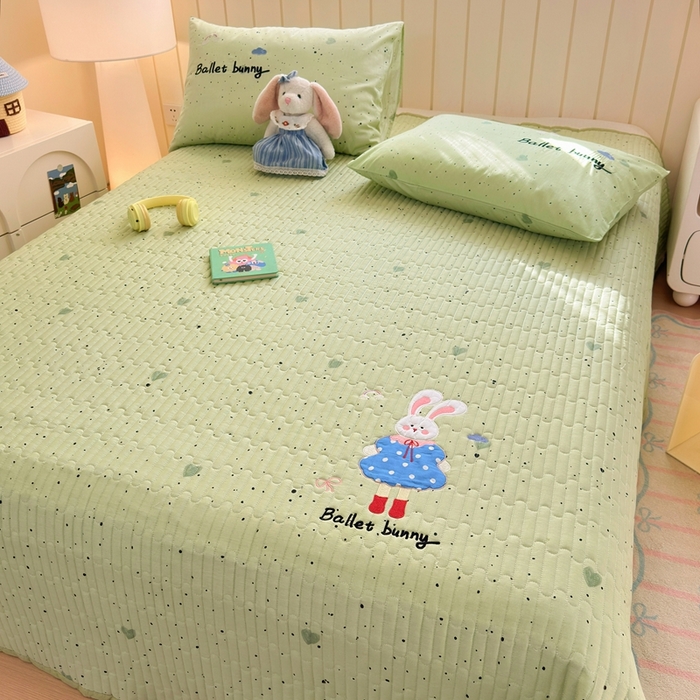 91家纺网 家纺一手货源 找家纺 （总）娜娜 2025新款全棉夹棉多功能床盖