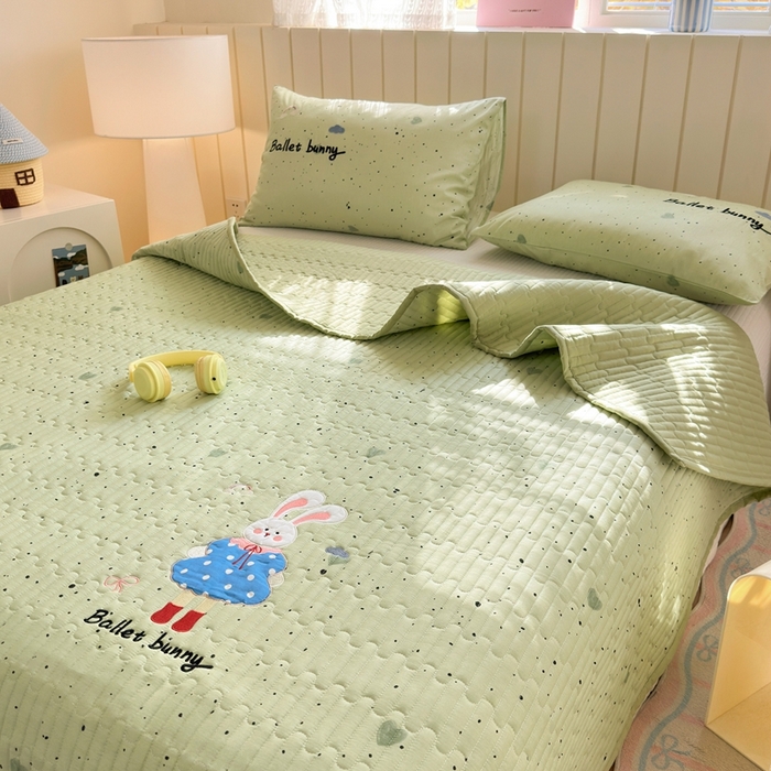 91家纺网 家纺一手货源 找家纺 （总）娜娜 2025新款全棉夹棉多功能床盖