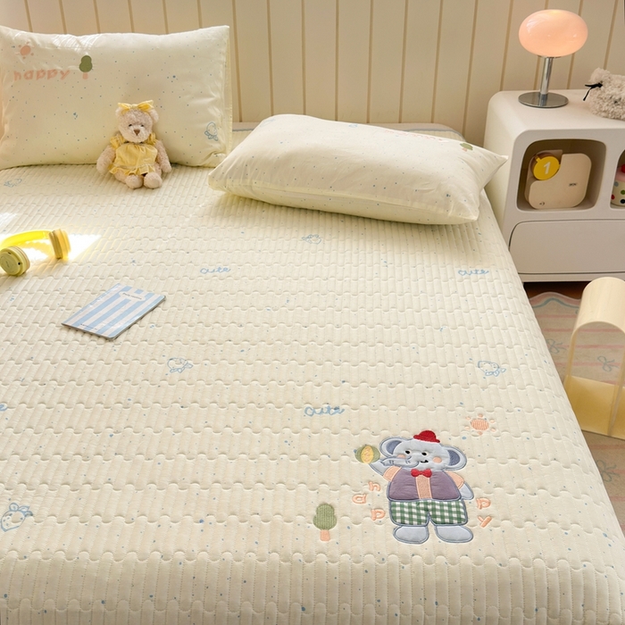 91家纺网 家纺一手货源 找家纺 娜娜 2025新款全棉夹棉多功能床盖 小飞象(全棉床盖)