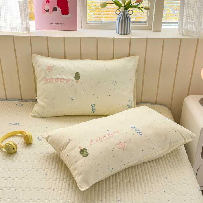 91家纺网 家纺一手货源 找家纺 娜娜 2025新款全棉夹棉多功能床盖 小飞象(全棉床盖)