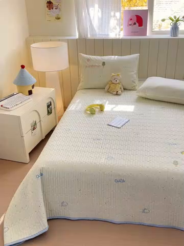 91家纺网 家纺一手货源 找家纺 娜娜 2025新款全棉夹棉多功能床盖 小飞象(全棉床盖)