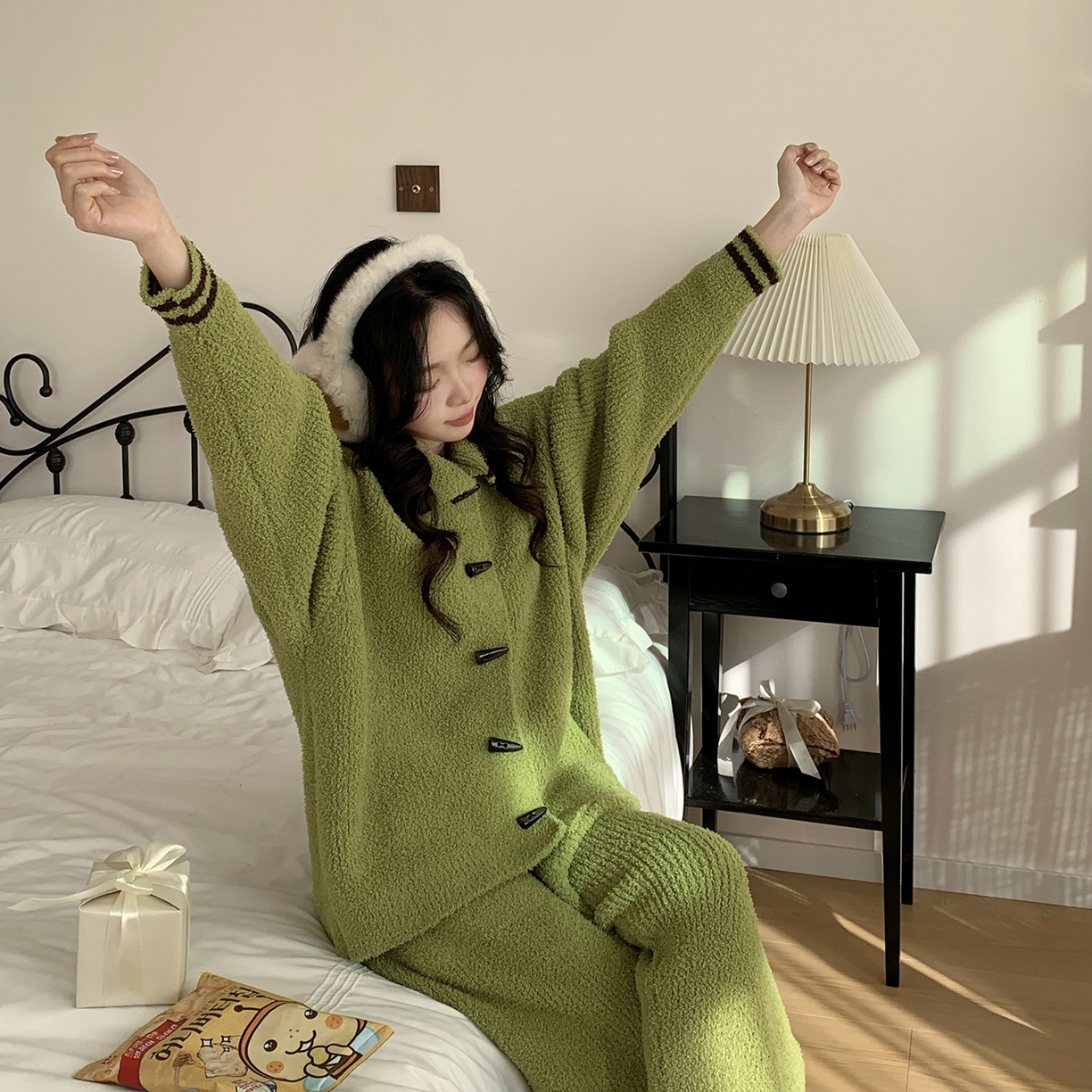 多乐娜 2025新款出口日单高定款半边绒家居服重量高达1600g高级出口品质非市面普货（控价！请不要低于165元销售！！！！！） 青奈色