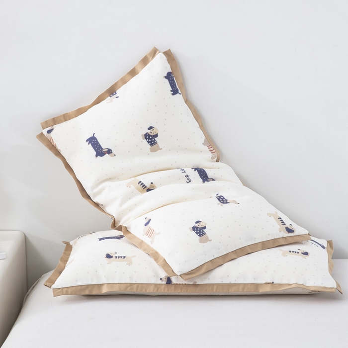 91家纺网 家纺一手货源 找家纺 大黄蜂家居家纺 2026新款A类纯棉双层纱棉花枕枕头枕芯 腊肠狗