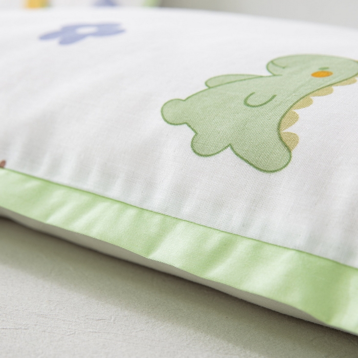 91家纺网 家纺一手货源 找家纺 大黄蜂家居家纺 2026新款A类纯棉双层纱棉花枕枕头枕芯 小恐龙