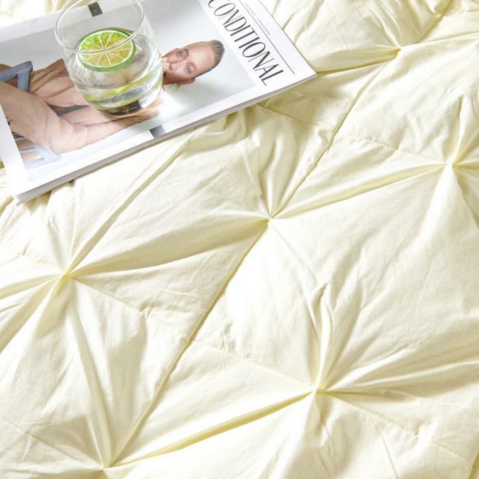 91家纺网 家纺一手货源 找家纺 顺发床垫 2025新款全棉扭花羽毛被加厚保暖95白鹅绒被子秋冬春秋被冬被直播供货     （羽绒被联系商家） 黄色（扭花）