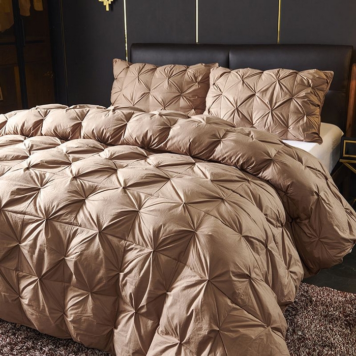 91家纺网 家纺一手货源 找家纺 顺发床垫 2025新款全棉扭花羽毛被加厚保暖95白鹅绒被子秋冬春秋被冬被直播供货     （羽绒被联系商家） 咖色（扭花）