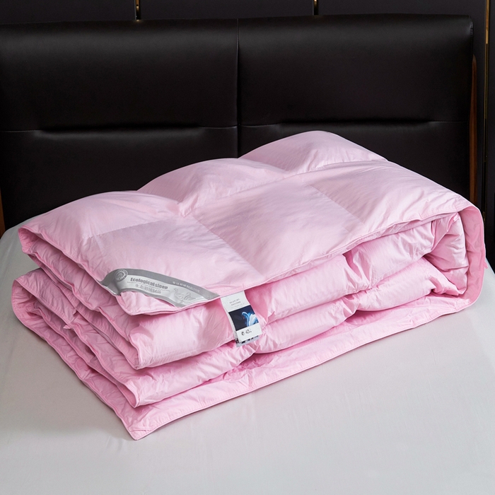 91家纺网 家纺一手货源 找家纺 顺发床垫 2025新款全棉扭花羽毛被加厚保暖95白鹅绒被子秋冬春秋被冬被直播供货     （羽绒被联系商家） 粉色（平格）