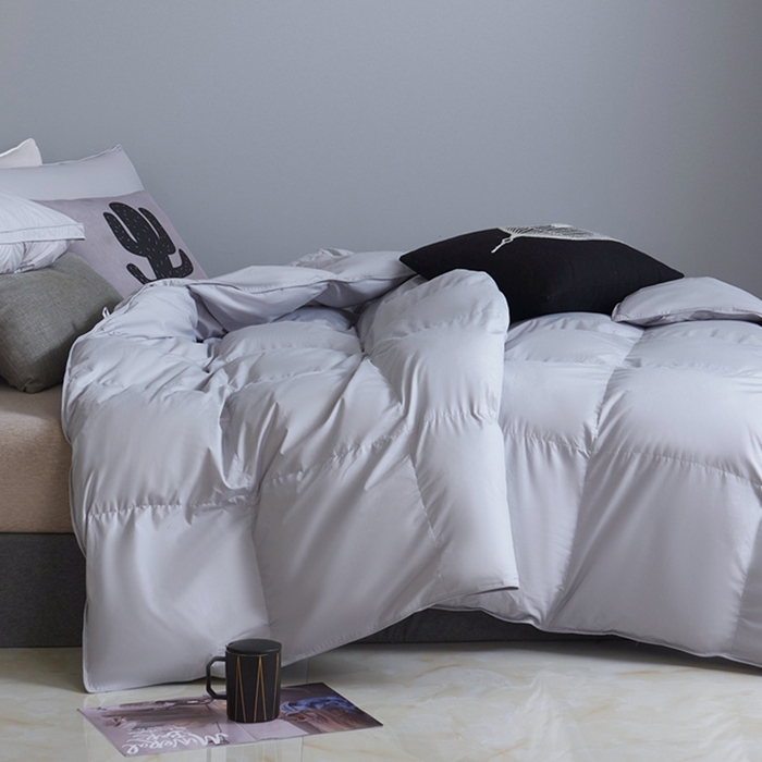 91家纺网 家纺一手货源 找家纺 顺发床垫 2025新款全棉扭花羽毛被加厚保暖95白鹅绒被子秋冬春秋被冬被直播供货     （羽绒被联系商家） 灰色（平格）