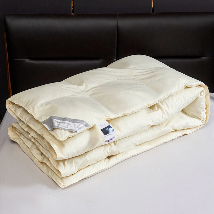 91家纺网 家纺一手货源 找家纺 顺发床垫 2025新款全棉扭花羽毛被加厚保暖95白鹅绒被子秋冬春秋被冬被直播供货     （羽绒被联系商家） 米黄（平格）