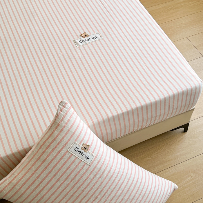 91家纺网 家纺一手货源 找家纺 （总）佳笠家居 2026年新款kimi熊a类全棉色织水洗棉大尺寸单床笠