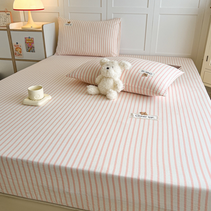 91家纺网 家纺一手货源 找家纺 （总）佳笠家居 2026年新款kimi熊a类全棉色织水洗棉大尺寸单床笠