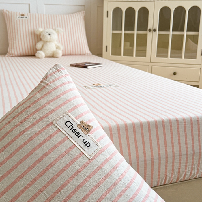 91家纺网 家纺一手货源 找家纺 （总）佳笠家居 2026年新款kimi熊a类全棉色织水洗棉大尺寸单床笠