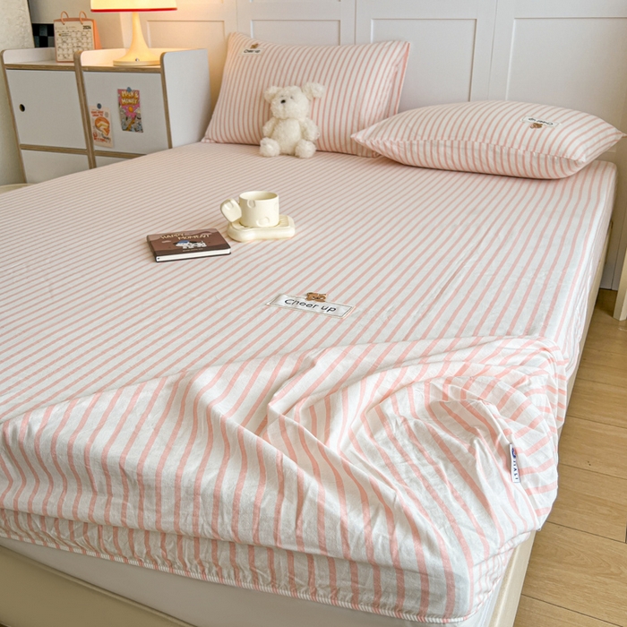 91家纺网 家纺一手货源 找家纺 （总）佳笠家居 2026年新款kimi熊a类全棉色织水洗棉大尺寸单床笠