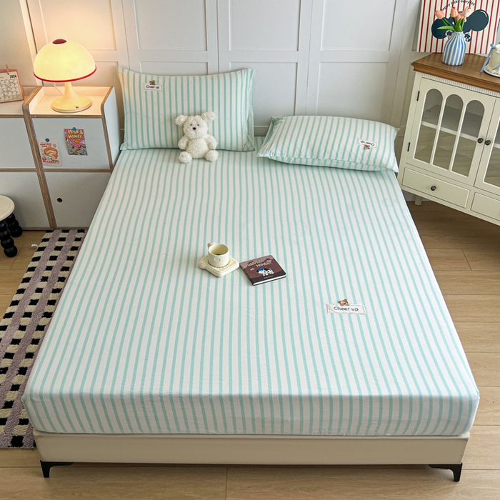 91家纺网 家纺一手货源 找家纺 佳笠家居 2026年新款kimi熊a类全棉色织水洗棉大尺寸单床笠 野原-绿