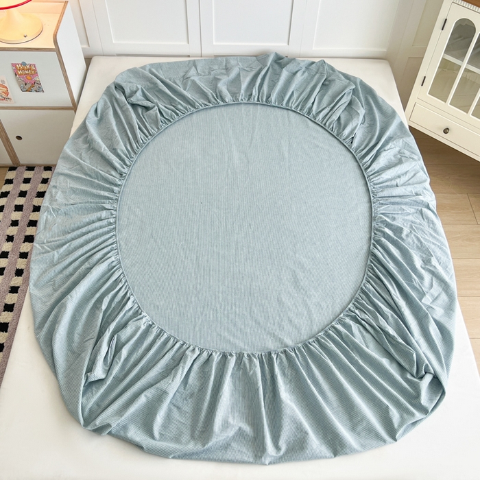 91家纺网 家纺一手货源 找家纺 佳笠家居 2026年新款kimi熊a类全棉色织水洗棉大尺寸单床笠 丈蓝小条