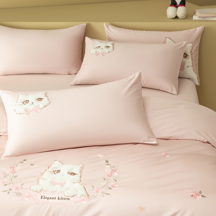 91家纺网 家纺一手货源 找家纺 （总）618家纺 2026新款A类100支全棉纯棉绣花四件套-布偶猫