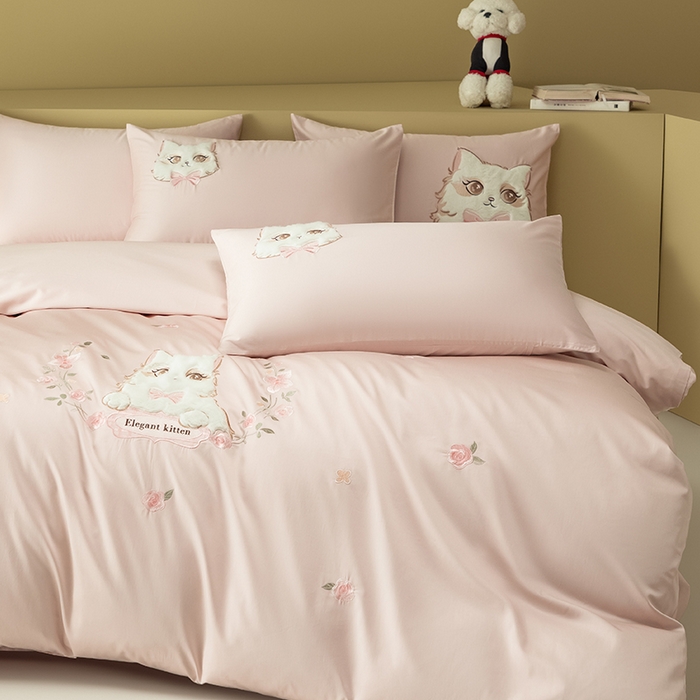 91家纺网 家纺一手货源 找家纺 （总）618家纺 2026新款A类100支全棉纯棉绣花四件套-布偶猫