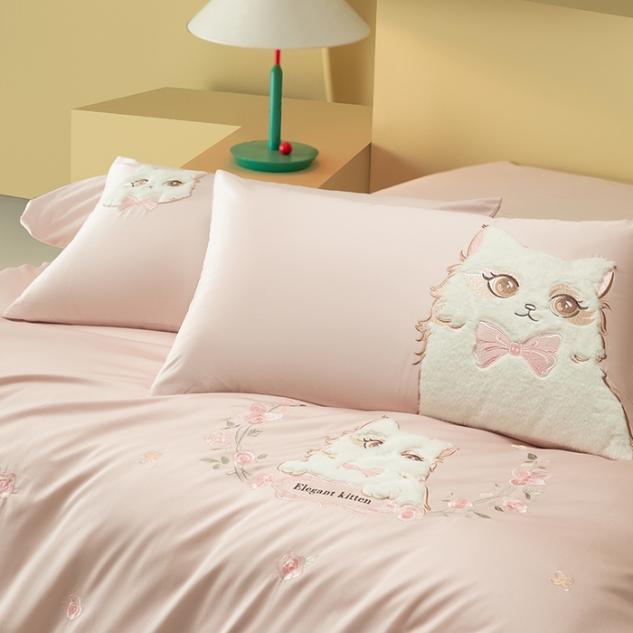 91家纺网 家纺一手货源 找家纺 618家纺 2026新款A类100支全棉纯棉绣花四件套-布偶猫 布偶猫-粉