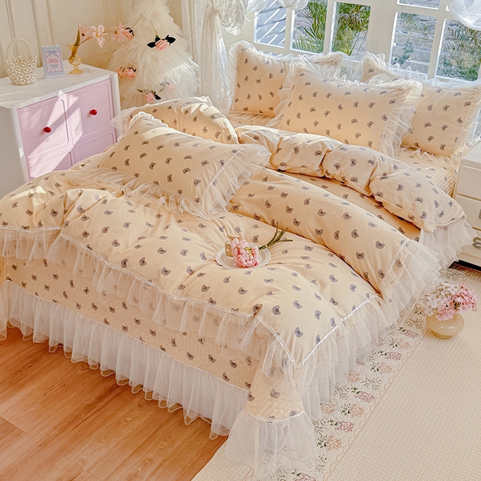 91家纺网 家纺一手货源 找家纺 韩约家纺 2026新款法式双层蕾丝花边古法棉感四件套 蝶帕