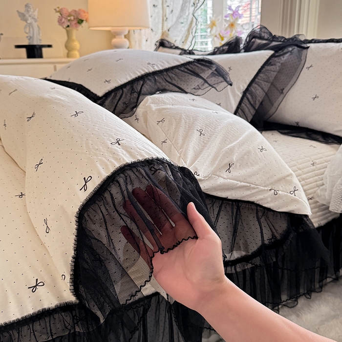 91家纺网 家纺一手货源 找家纺 韩约家纺 2026新款法式双层蕾丝花边古法棉感四件套 浅浅