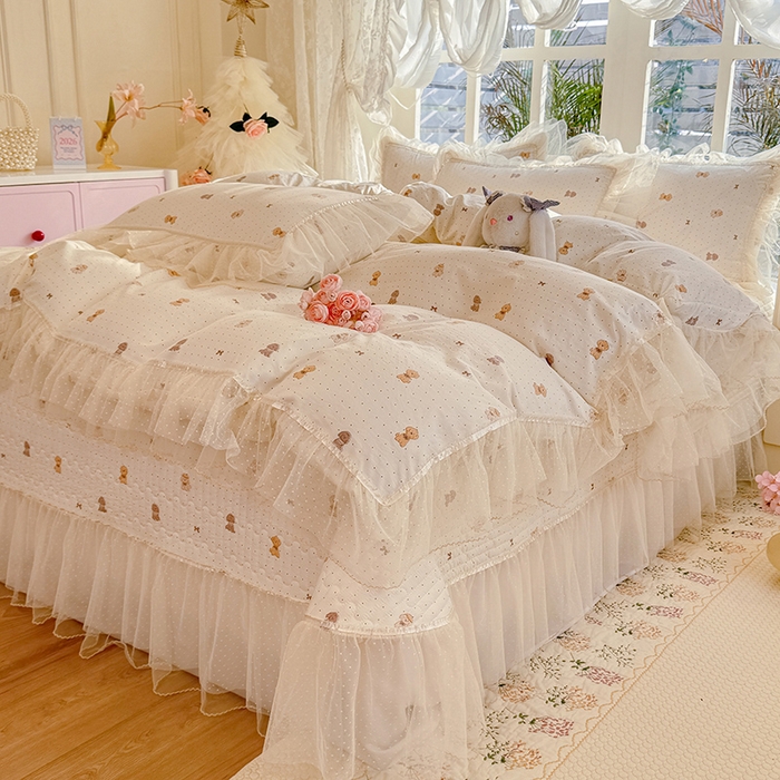 91家纺网 家纺一手货源 找家纺 韩约家纺 2026新款法式双层蕾丝花边古法棉感四件套 童年