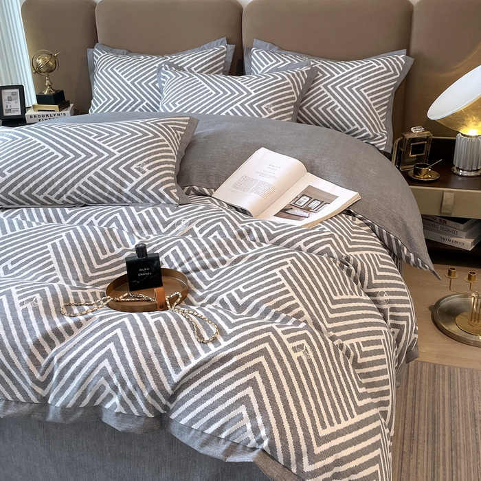 91家纺网 家纺一手货源 找家纺 恩和家纺 2026新款森能量碳纤维环保四件套系列 碳卡绒-海波灰