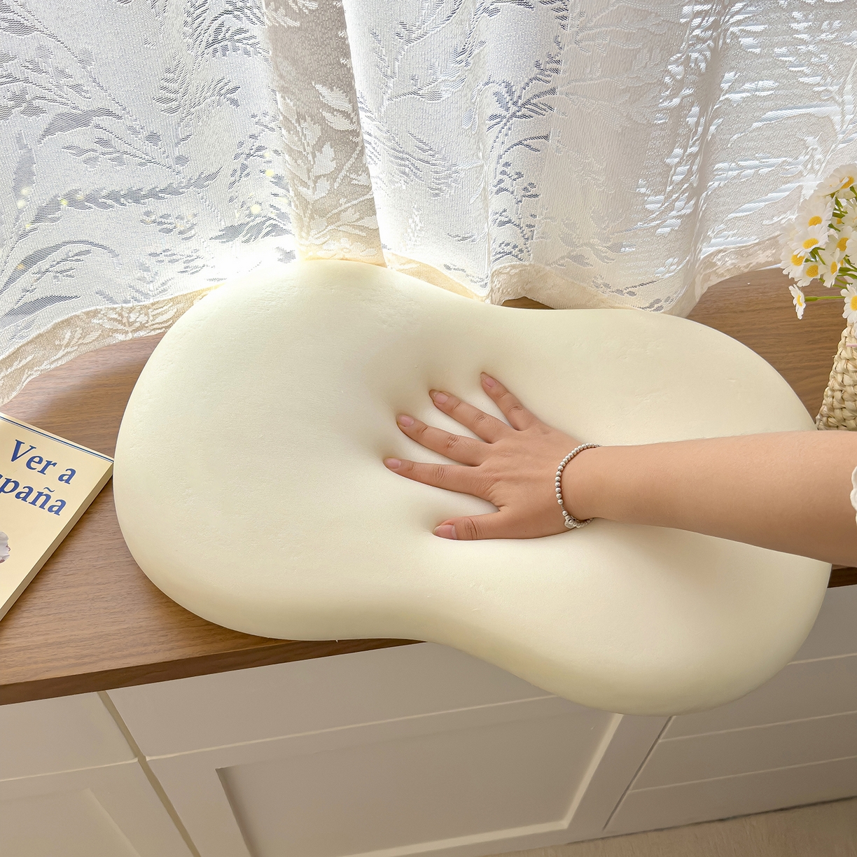 91家纺网 家纺一手货源 找家纺 （总）诺可 2026新款绒款猫肚枕记忆枕枕头枕芯-面包仔