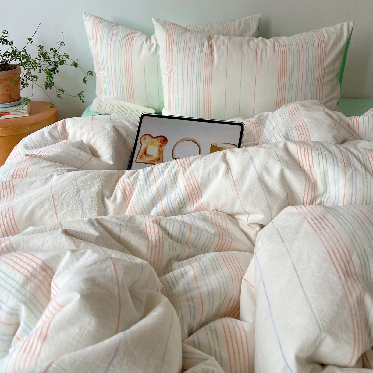 91家纺网 家纺一手货源 找家纺 简宜家居（朝初家纺） 2026新款全棉色织小提花简纹系列四件套 简纹-薄荷绿