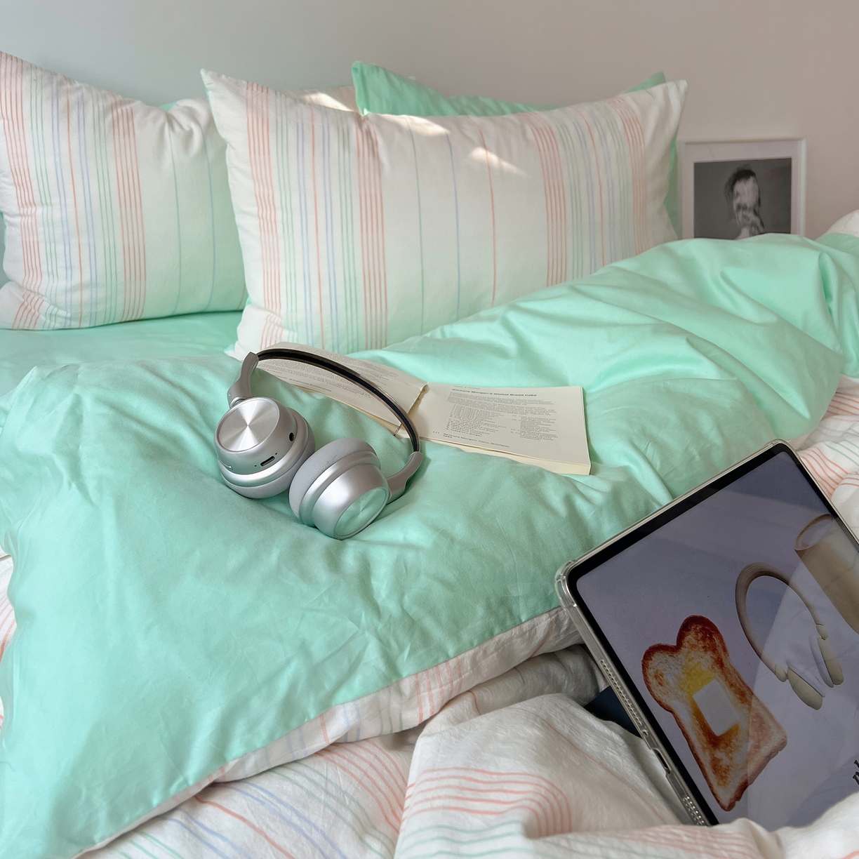 91家纺网 家纺一手货源 找家纺 简宜家居（朝初家纺） 2026新款全棉色织小提花简纹系列四件套 简纹-薄荷绿