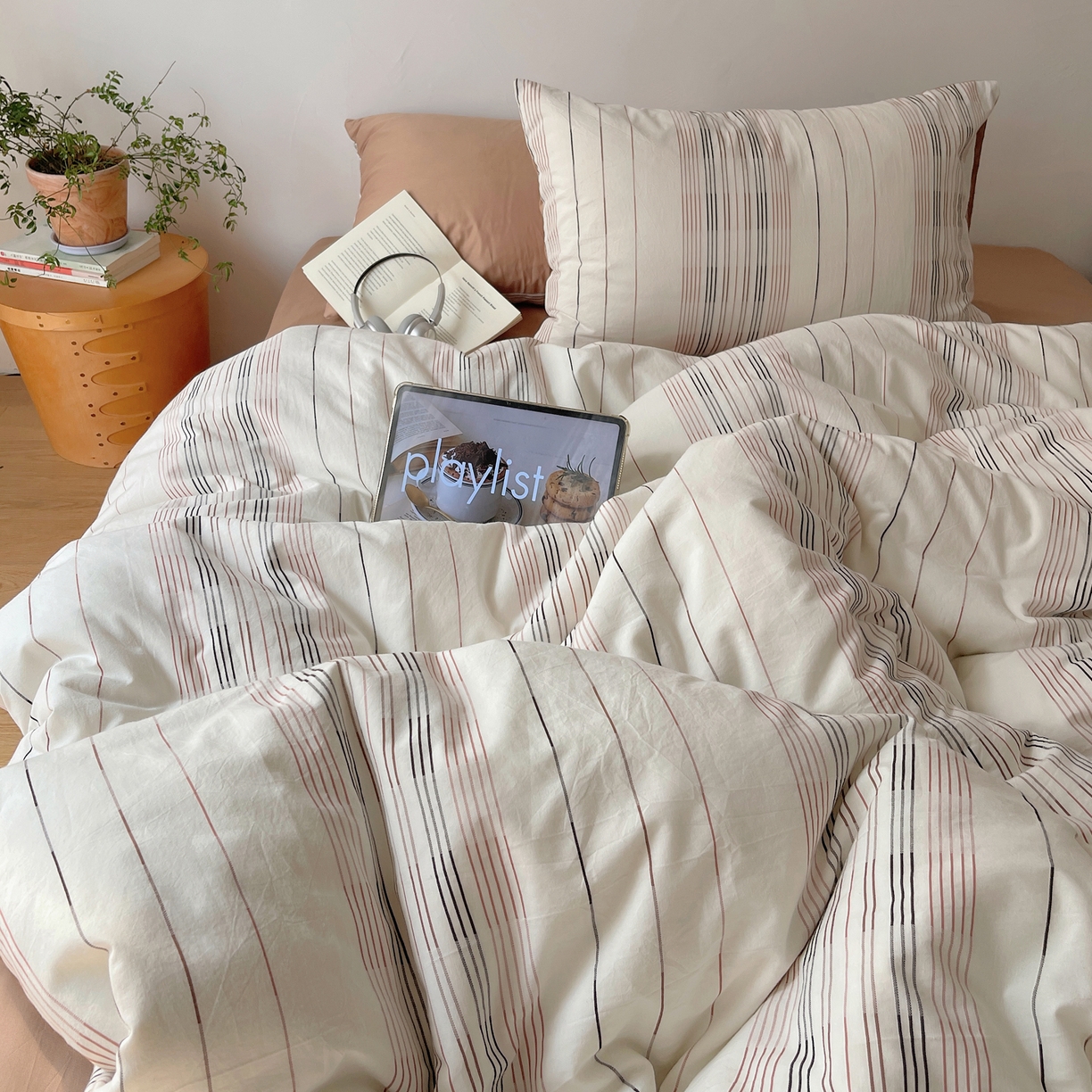 91家纺网 家纺一手货源 找家纺 简宜家居（朝初家纺） 2026新款全棉色织小提花简纹系列四件套 简纹-咖