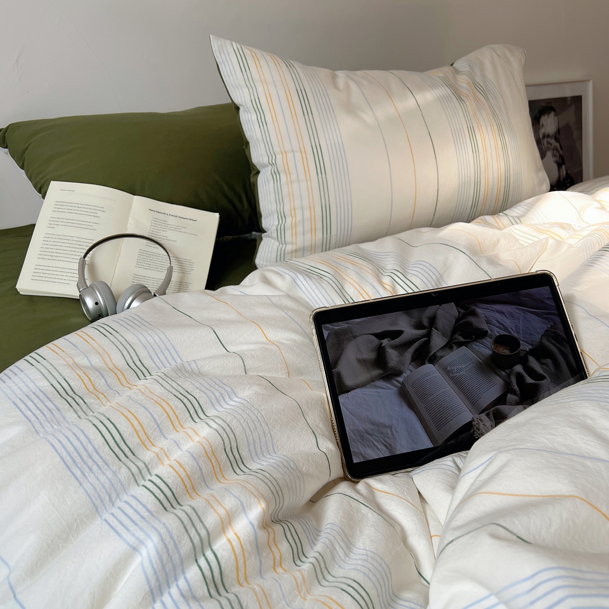 91家纺网 家纺一手货源 找家纺 简宜家居（朝初家纺） 2026新款全棉色织小提花简纹系列四件套 简纹-墨绿