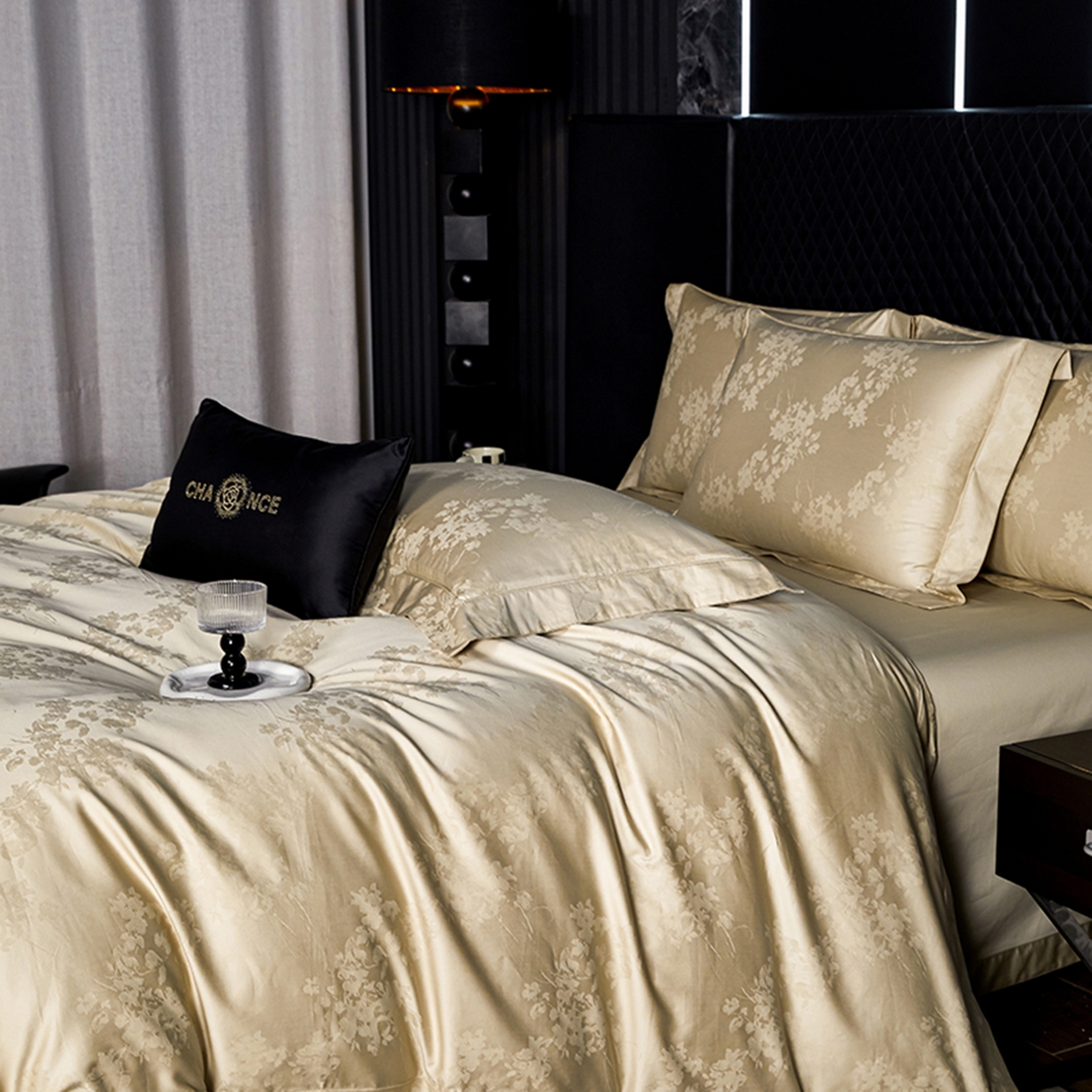 91家纺网 家纺一手货源 找家纺 金纱玉纺家纺 2025新款全棉提花工艺四件套 黛安娜-奶油咖