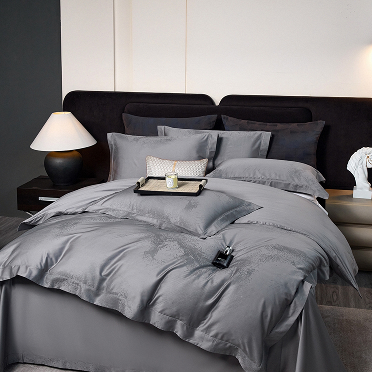 91家纺网 家纺一手货源 找家纺 金纱玉纺家纺 2025新款全棉提花工艺四件套 星空-铂灰