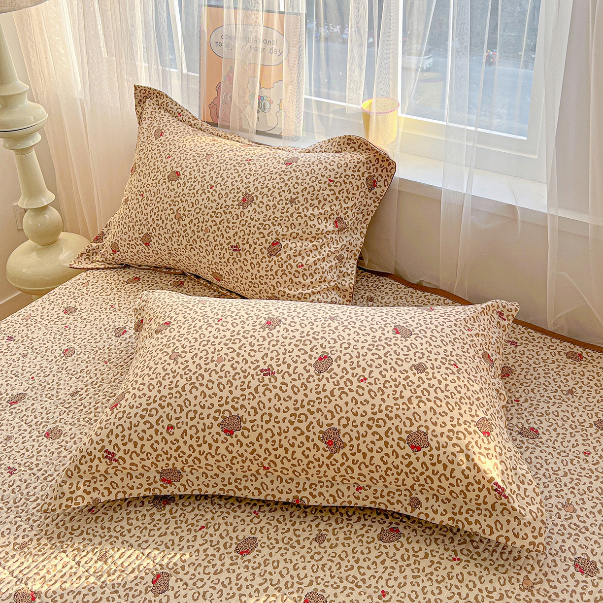 91家纺网 家纺一手货源 找家纺 梵克保罗 2026新款亲肤舒适仿棉印花床盖四件套 豹纹喵咖