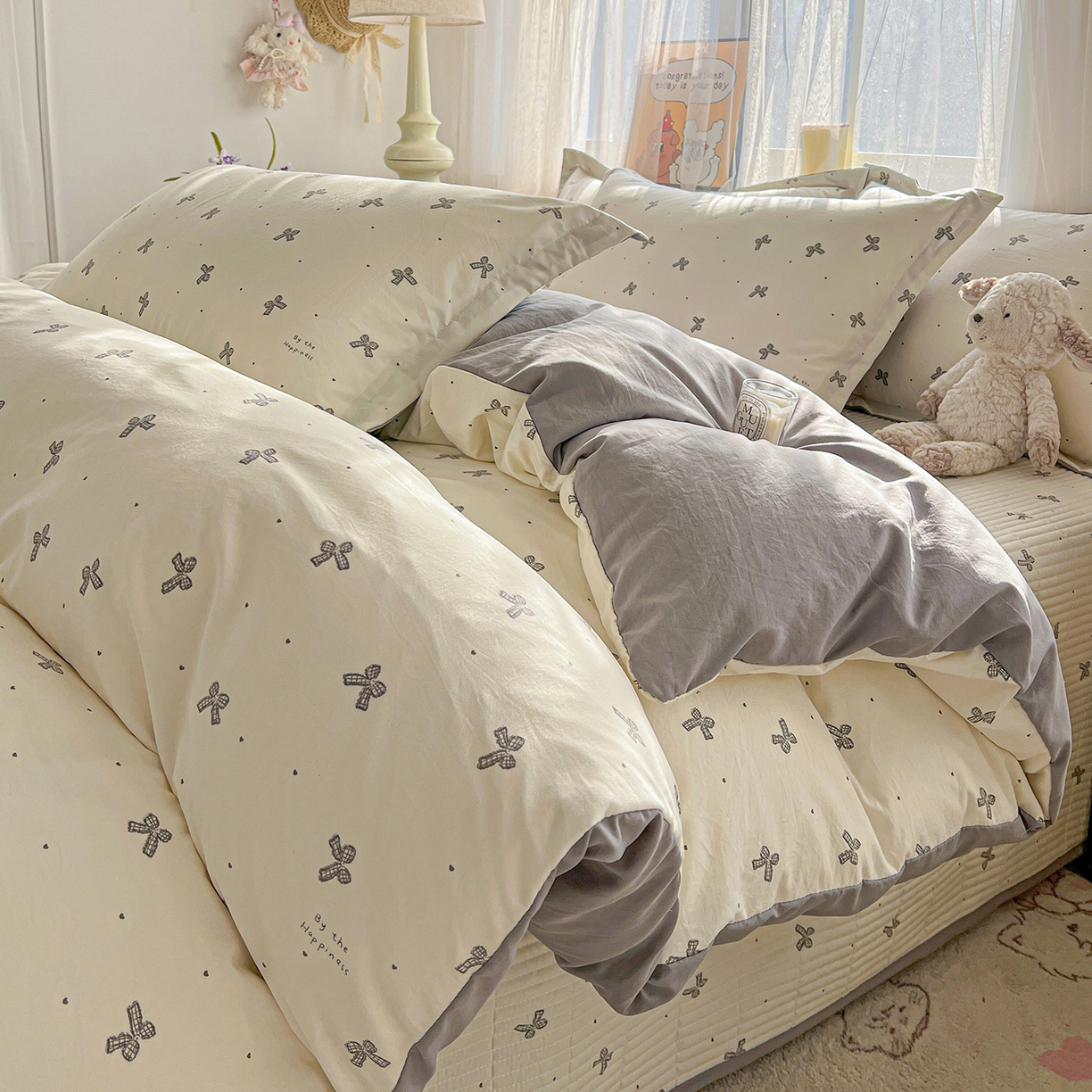 91家纺网 家纺一手货源 找家纺 梵克保罗 2026新款亲肤舒适仿棉印花床盖四件套 梦幻灰