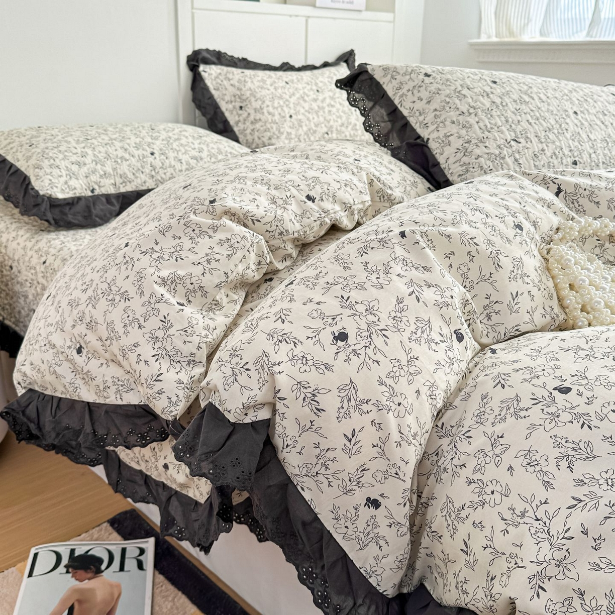 91家纺网 家纺一手货源 找家纺 暖居 2026新款支持定制法式花边纯棉榻榻米四件套全棉大炕盖三件套四季通用 南法假日