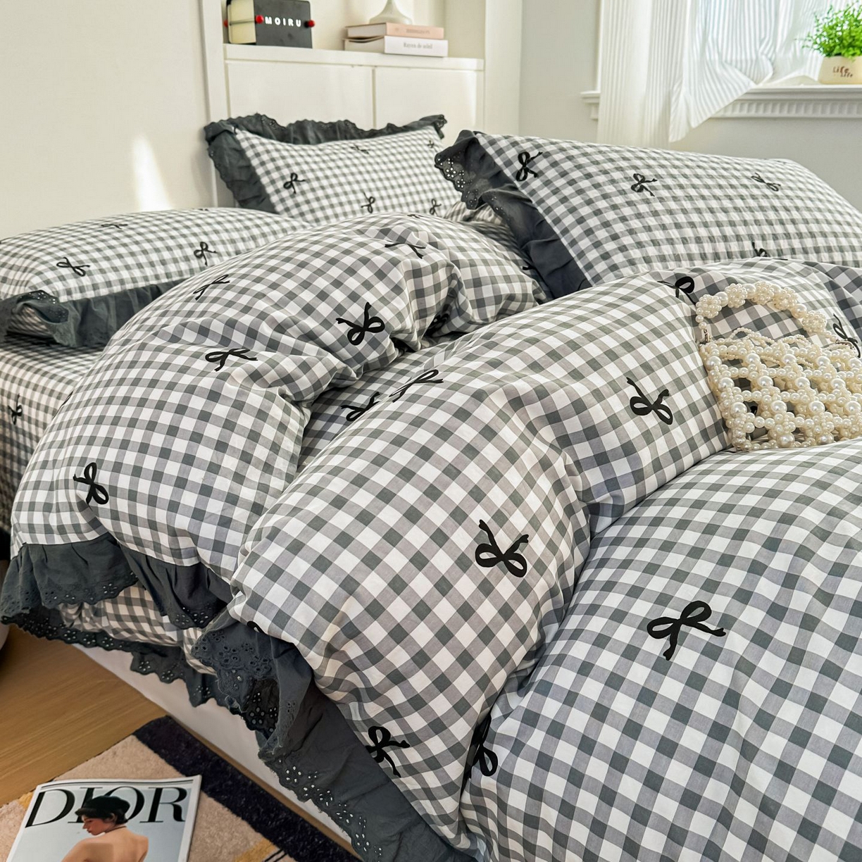 91家纺网 家纺一手货源 找家纺 暖居 2026新款支持定制法式花边纯棉榻榻米四件套全棉大炕盖三件套四季通用 灰格蝴蝶结