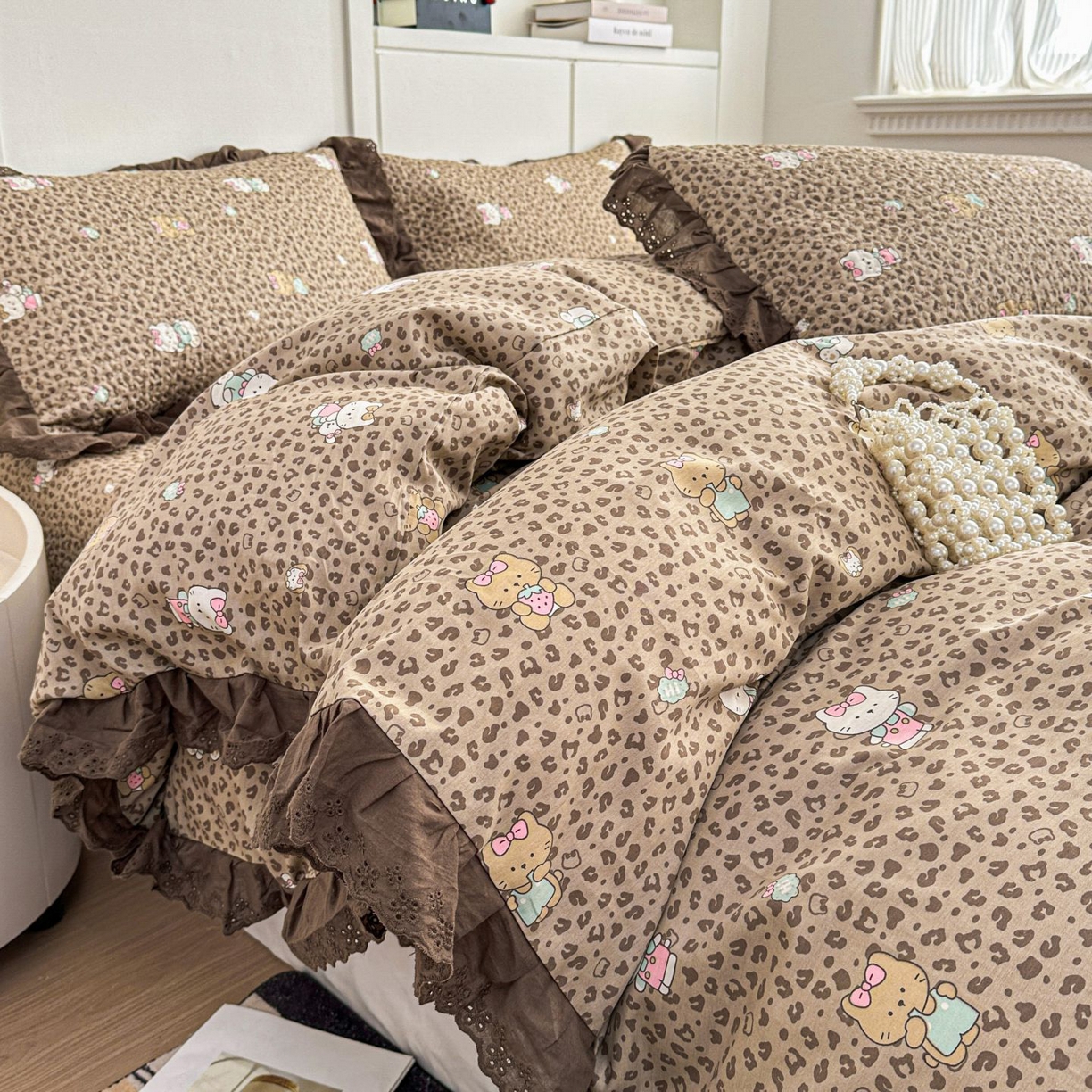 91家纺网 家纺一手货源 找家纺 暖居 2026新款支持定制法式花边纯棉榻榻米四件套全棉大炕盖三件套四季通用 豹纹KT